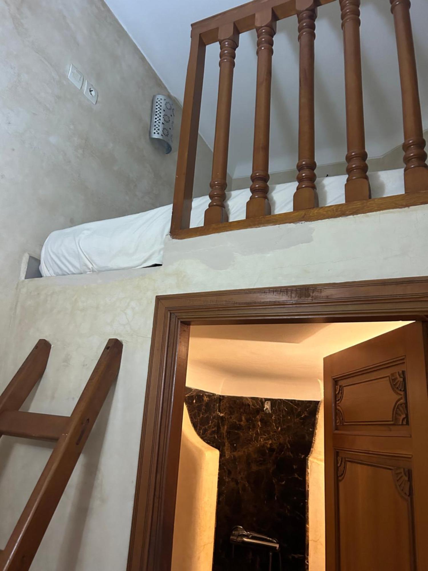 Riad Amazing Amazigh Avec Jacuzzi Petit Dejeuner Compris Avec Aussi Chambres Familiales Pres De La Place Jemaa El Fna Marakeş Dış mekan fotoğraf