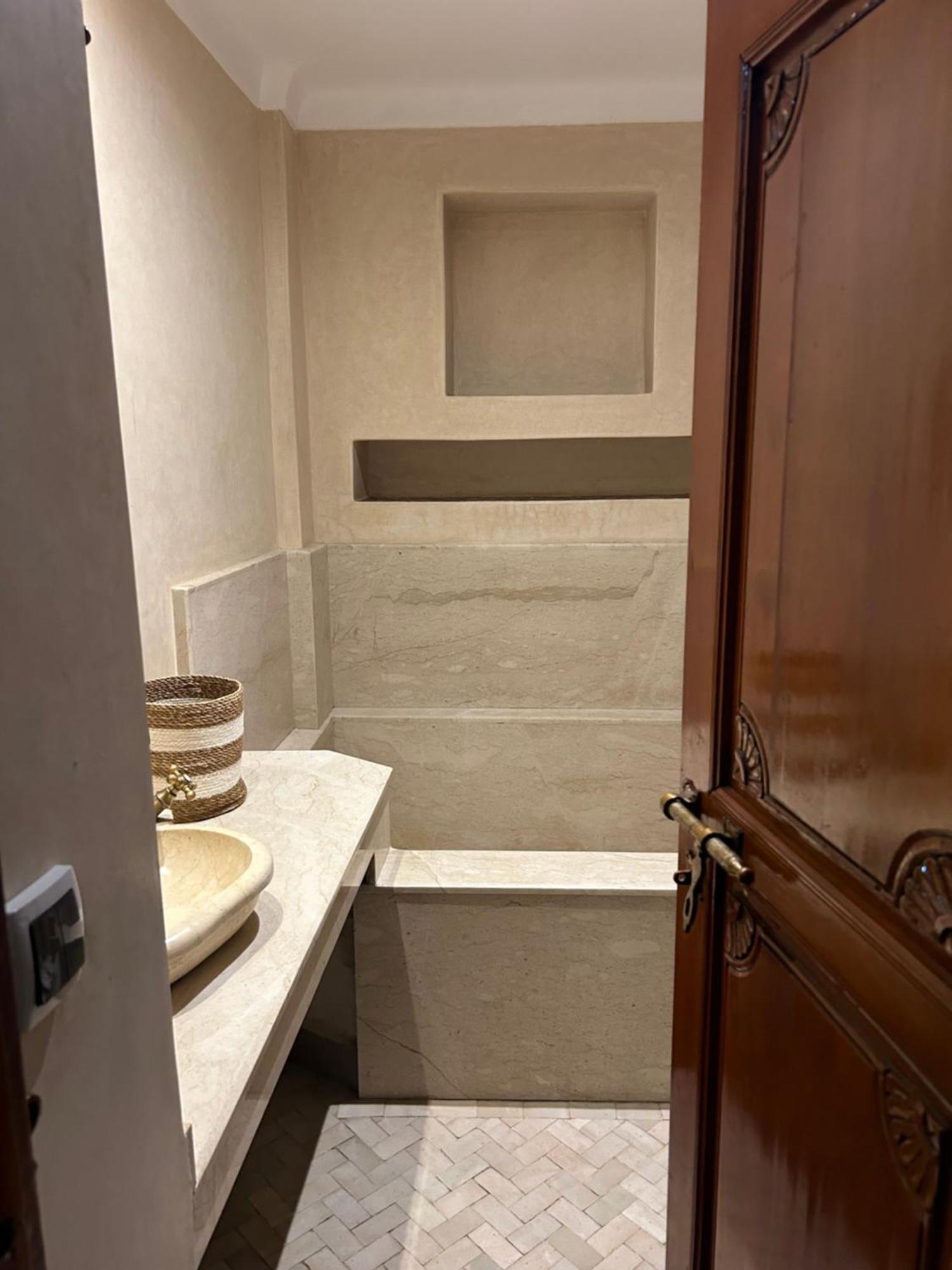 Riad Amazing Amazigh Avec Jacuzzi Petit Dejeuner Compris Avec Aussi Chambres Familiales Pres De La Place Jemaa El Fna Marakeş Dış mekan fotoğraf